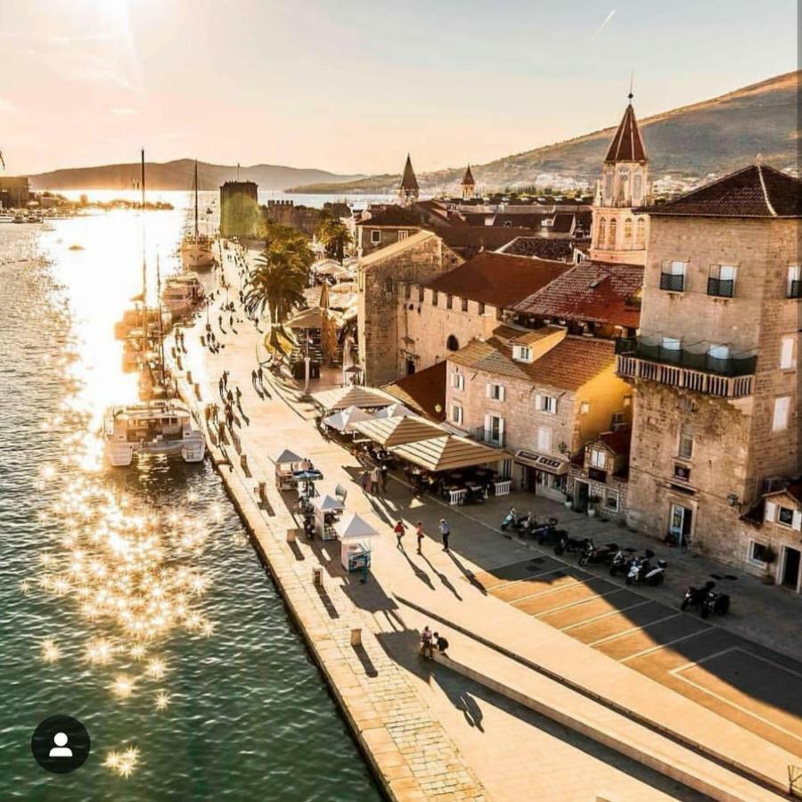 Apartman Perina Trogir Buitenkant foto